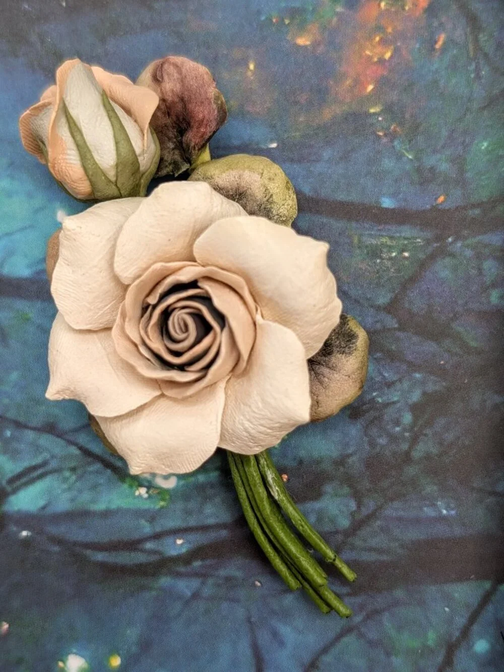 Vintage 1950's Handmade Unique Cream Roses Brooch - Picture 5 of 13